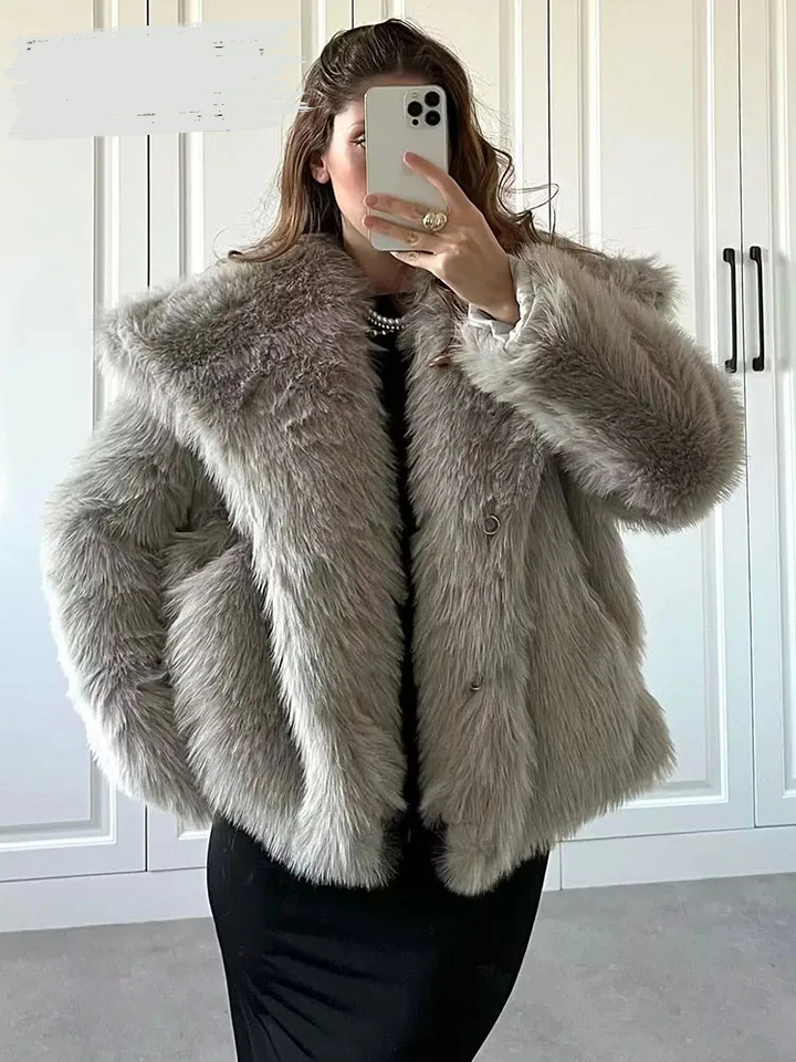 Paris | Elegant Faux-Fur Jacket