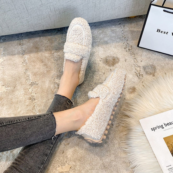 Edith | Plush Slippers for Ultimate Comfort