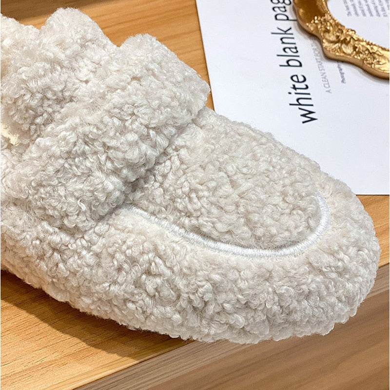 Edith | Plush Slippers for Ultimate Comfort