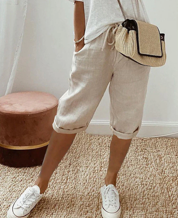 MADDY | KNEE-LENGTH LINEN SHORTS