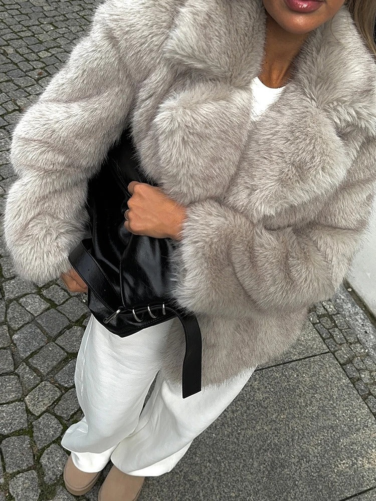 Paris | Elegant Faux-Fur Jacket