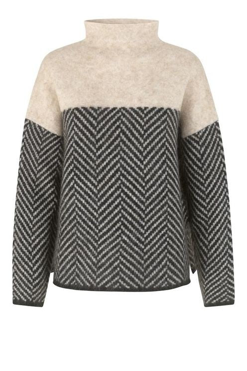 Beatrice | Geometric Print Sweater