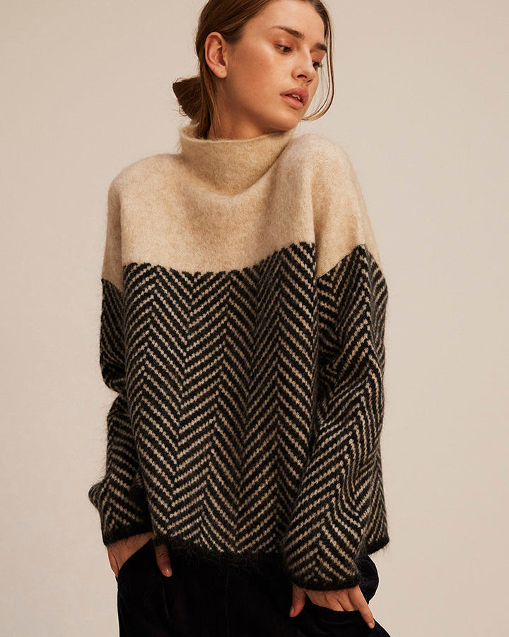 Beatrice | Geometric Print Sweater